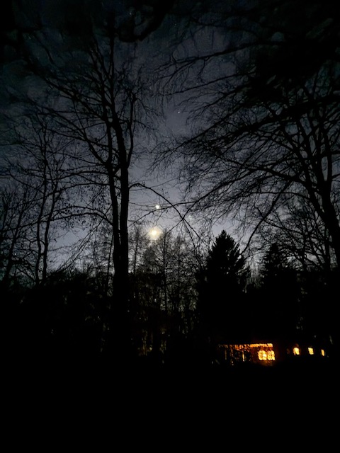 Venus und Mond &uuml;ber der Baude